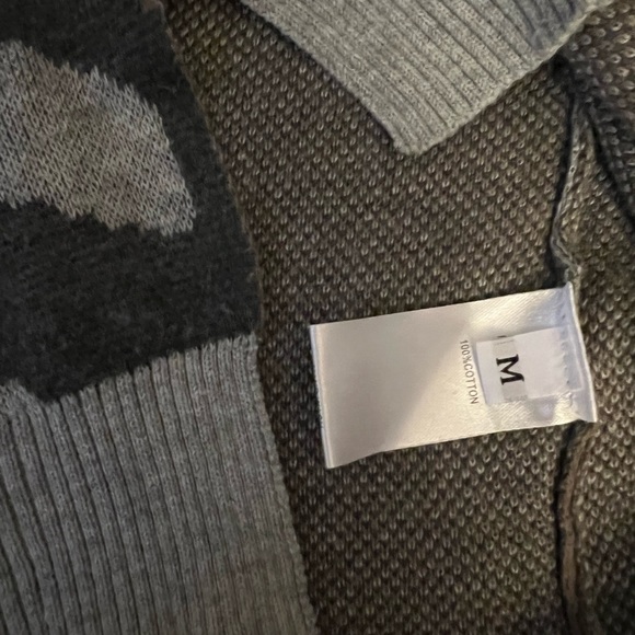 Kendall Lane sweater - Picture 5 of 5